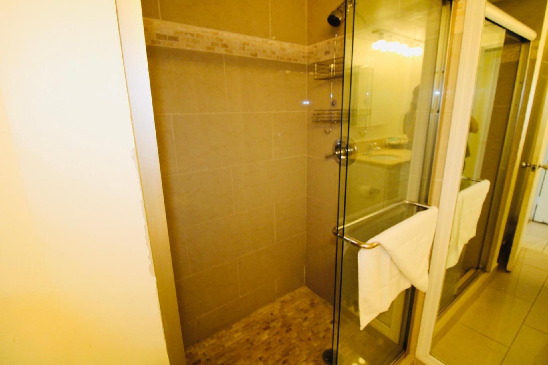 Alexander 1211 Beachfront Condo With Direct Beach Access, 2 Pools, Sauna, Gym Miami Beach Kültér fotó